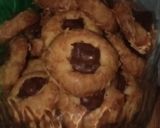 Foto langkah ke 7 dari resep Thumbprint Cookies.