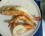 รูปขั้นตอนการทำที่ 5 ของ กุ้งลายเสืออบเกลือ