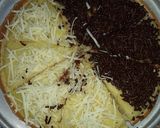 Foto langkah ke 6 dari resep Martabak manis teflon 20 cm.