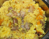 Foto del paso 8 de la receta: Arroz con cerdo, zanahoria y papa