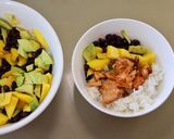 Foto del paso 5 de la receta: Bowl de Arroz con Salmón (mango, guacamole y frijoles)