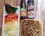 Foto langkah ke 1 dari resep Kerang Saus Tiram Ala Kobe.
