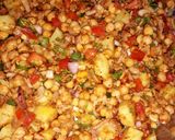 A picture of step 3 of Chat pati Chana chaat.
