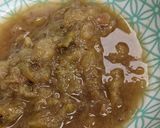 A picture of step 1 of Sweet omelette with gooseberry compote.
