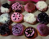 Foto langkah ke 4 dari resep Donat.