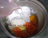 Foto langkah ke 2 dari resep Bakwan Sayur Crispy.