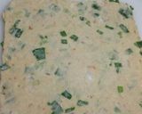 A picture of step 5 of Spring onion paranthe.
