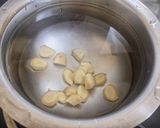 A picture of step 2 of Ginger Turmeric Tea.