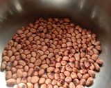 A picture of step 1 of Peanuts dry chutney.