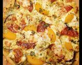 A picture of step 4 of Peach perfect pizza.