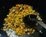 A picture of step 6 of Golden skillet 🥔.