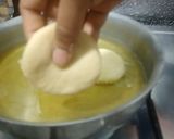 A picture of step 4 of Fluffy donuts.