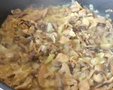 Tejszínes gombás karajszeletek recept fázis 3 fotója