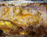 Foto del paso 2 de la receta: Tira de churrasco de cerdo a la miel con calabacín