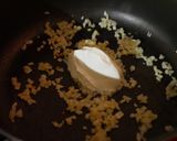 Foto del paso 5 de la receta: Pollo a la crema