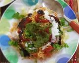 A picture of step 5 of Zhatpat samosa chaat.