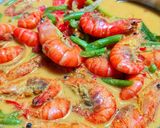 Gambar langkah 4 resipi Udang Galah Masak Lemak Cili Api.