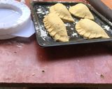 A picture of step 3 of Meat pie.