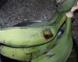 A picture of step 1 of Banana Chips.