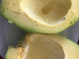 Ensalada de aguacate en vinagreta de Maracuyá