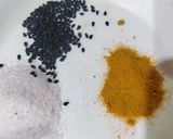 A picture of step 2 of Aloo ki Tarkari.