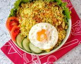 Foto langkah ke 4 dari resep Nasi Goreng Kari.