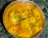 बैंगन आलू की रसेदार सब्जी (baingan aloo ki rasedar sabzi recipe in Hindi) रेसिपी चरण 4 फोटो