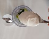 Foto langkah ke 3 dari resep Avocado Spinach Smoothie.
