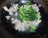 Foto langkah ke 2 dari resep 471 - Sapo Tahu Brokoli w/ Ayam Cincang (6 CP Apron 2026).