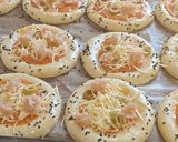 صورة لخطوة 7 من وصفة ميني بيتزا لمناسباتكم