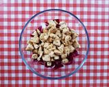 Foto del passaggio 6 della ricetta Insalata di pollo per il pic nic