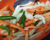 Foto langkah ke 3 dari resep Acar Timun Wortel.