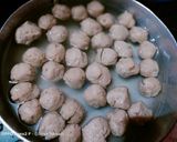 A picture of step 1 of Soya and matar pulav.