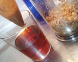 Foto del paso 2 de la receta: Agua de azahar casera