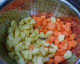 Foto langkah ke 1 dari resep Sup ayam kampung.