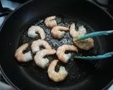 Foto del paso 2 de la receta: Khao pad Saparod o arroz frito con piña 🍍🇹🇭