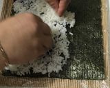 Foto del paso 9 de la receta: Norimaky (rollo con el alga cubriéndolo) y uramaky (con el alga por dentro) - Sushi