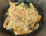 Foto langkah ke 2 dari resep Keripik Kulit Kentang dan Wortel.
