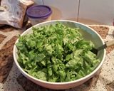 Foto del paso 2 de la receta: Bocadillos de acelga y perejil