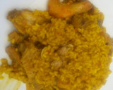 Foto del paso 5 de la receta: Paella de pescado con carne de cerdo, carne de pollo y conejo