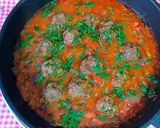 Foto del paso 10 de la receta Albóndigas de ternera magra marinadas en flores de romero fresco