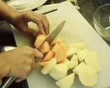 Foto langkah ke 6 dari resep SOP IGA SAPI Enak,Segar Dan Empuk.