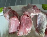 Foto del paso 1 de la receta: Costillas de cerdo en salsa de vino tinto🍖🍷🍅