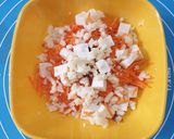 A picture of step 2 of Tricolour Paneer Mayo Veg Toast.