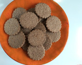 Foto del passaggio 6 della ricetta Biscotti integrali al cacao