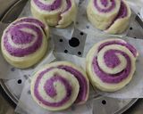 Foto langkah ke 4 dari resep Mantou Ubi Ungu.
