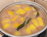 Foto langkah ke 4 dari resep Kolak ubi kuning.