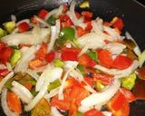 A picture of step 1 of Spicy Peri Chicken 'and Mushroom Subs.