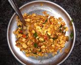 A picture of step 5 of Paneer bhurji.