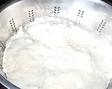 A picture of step 1 of Dambu.